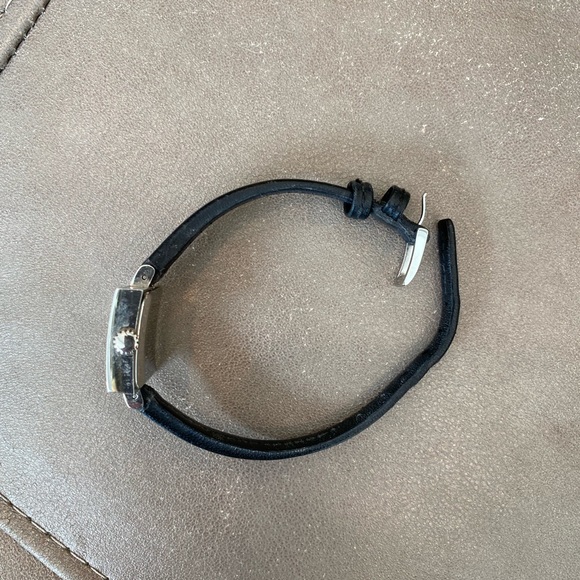 Coach black leather, square-faced delicate ladies watch. - Picture 4 of 6